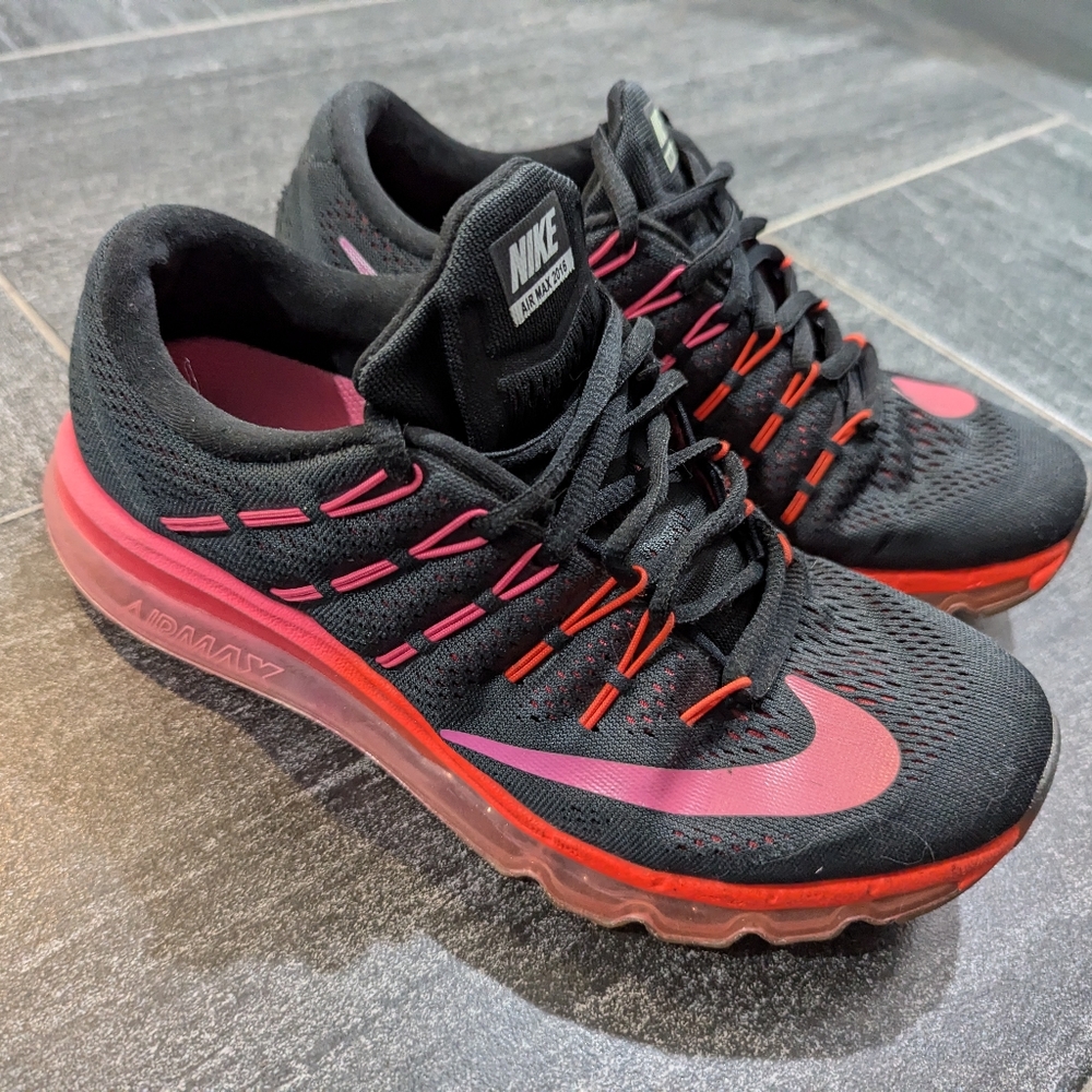 Nike Air Max Black and Coral/Pink